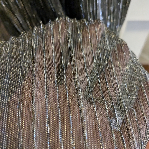 NWT!! Solemio Shimmer Twisted Back Maxi Dress, Sz. SMALL - Picture 7 of 9